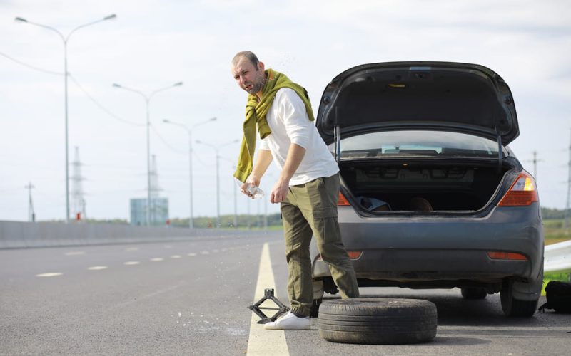 Revisar frenos y llantas antes de viajar por carretera: guía completa